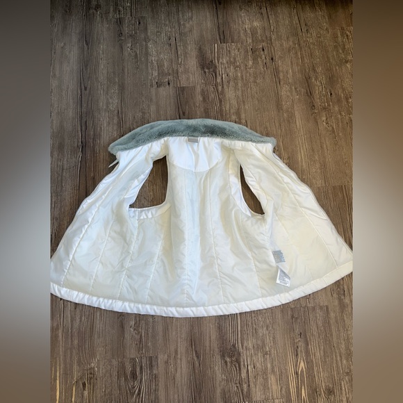 2 for. 30 sale! Nike faux fur sherpa collar vest - Picture 3 of 9